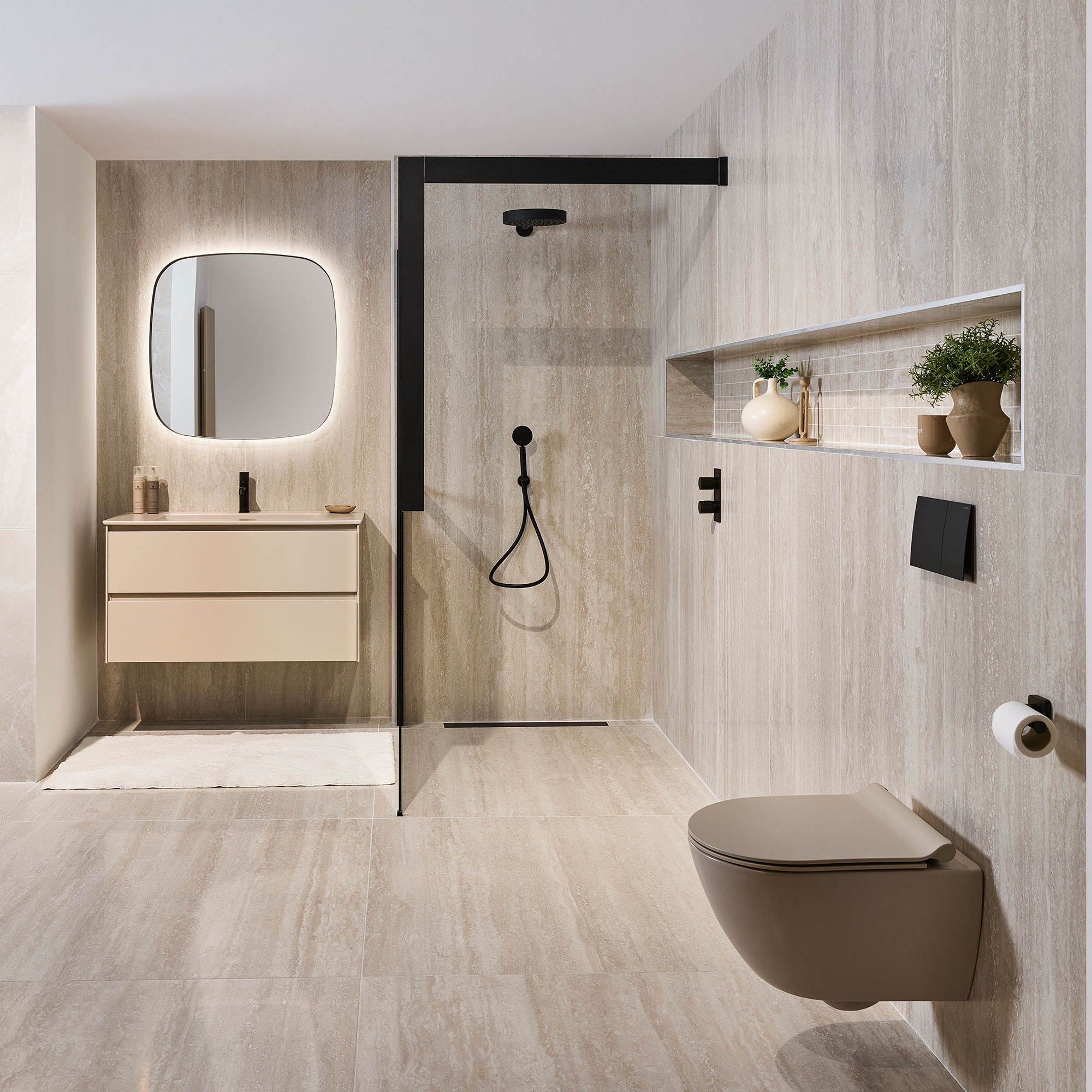 Zandkleurige badkamer